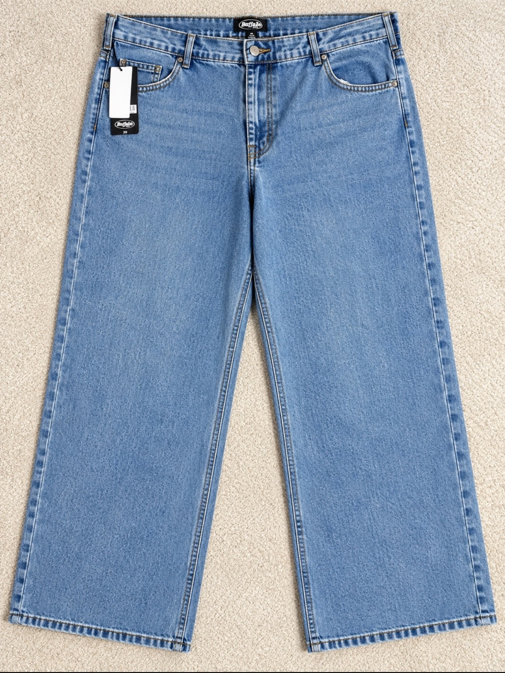 Buffalo Jeans Women’s Size 20 Wide Leg Light Wash Denim NWT